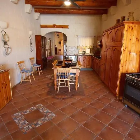 Villa Ta Bejza